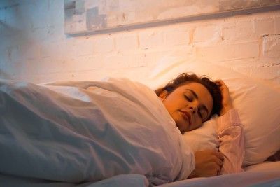 Mujer durmiendo