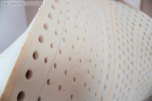 perforaciones colchon Liroon Látex