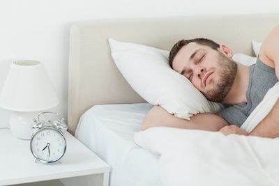 Hombre durmiendo