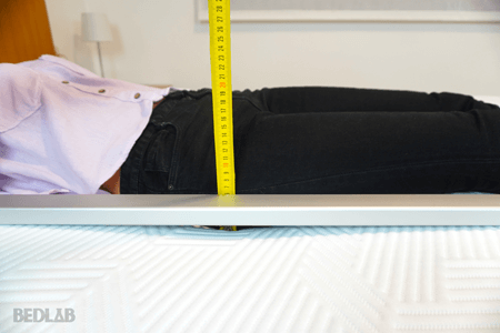 Probando adaptabilidad en caderas colchon emma hybrid elite
