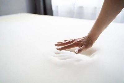 Matelas mousse à mémoire de forme