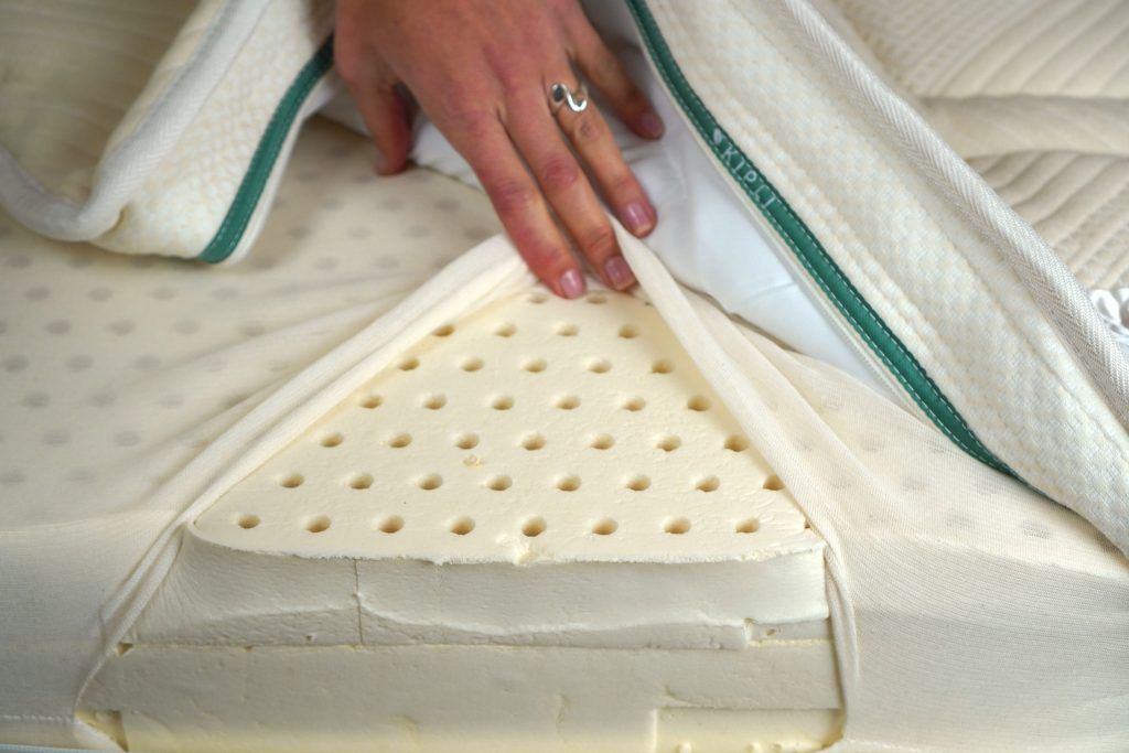perforaciones colchon latex